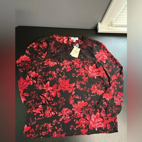 Carmen Marc Valvo Women’s Blouse Medium Floral Red Black Lace Keyhole‎ Romantic - Picture 9 of 16